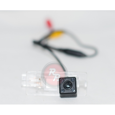 камера заднего вида redpower ren358 для renault fluence 2013/2014, nissan terrano 3