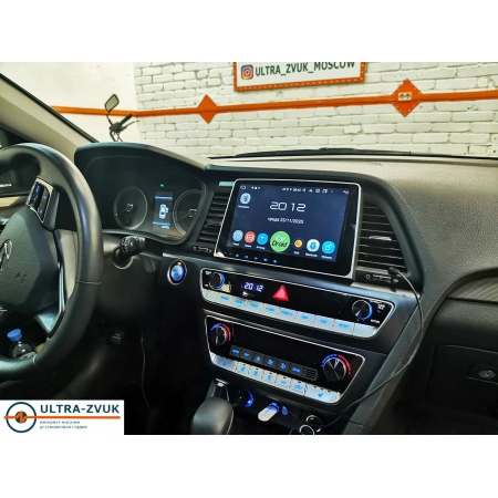 Штатная магнитола Roximo CarDroid RD-2028D для Hyundai Sonata 2017+ с DSP процессором на Android 9