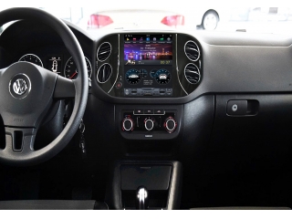 Головное устройство в стиле Тесла Carmedia ZF-1081-DSP для Volkswagen Tiguan 2007-2016, Golf Plus на Android