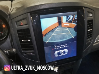 Головное устройство в стиле Тесла FarCar ZF458 для Mitsubishi Pajero 4 на Android